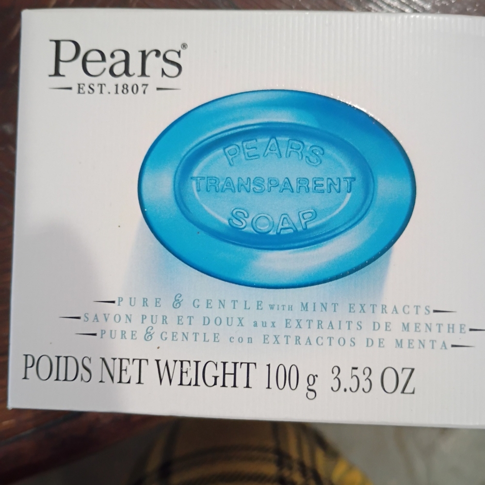 Blue Transparent Soap with Mint Extracts